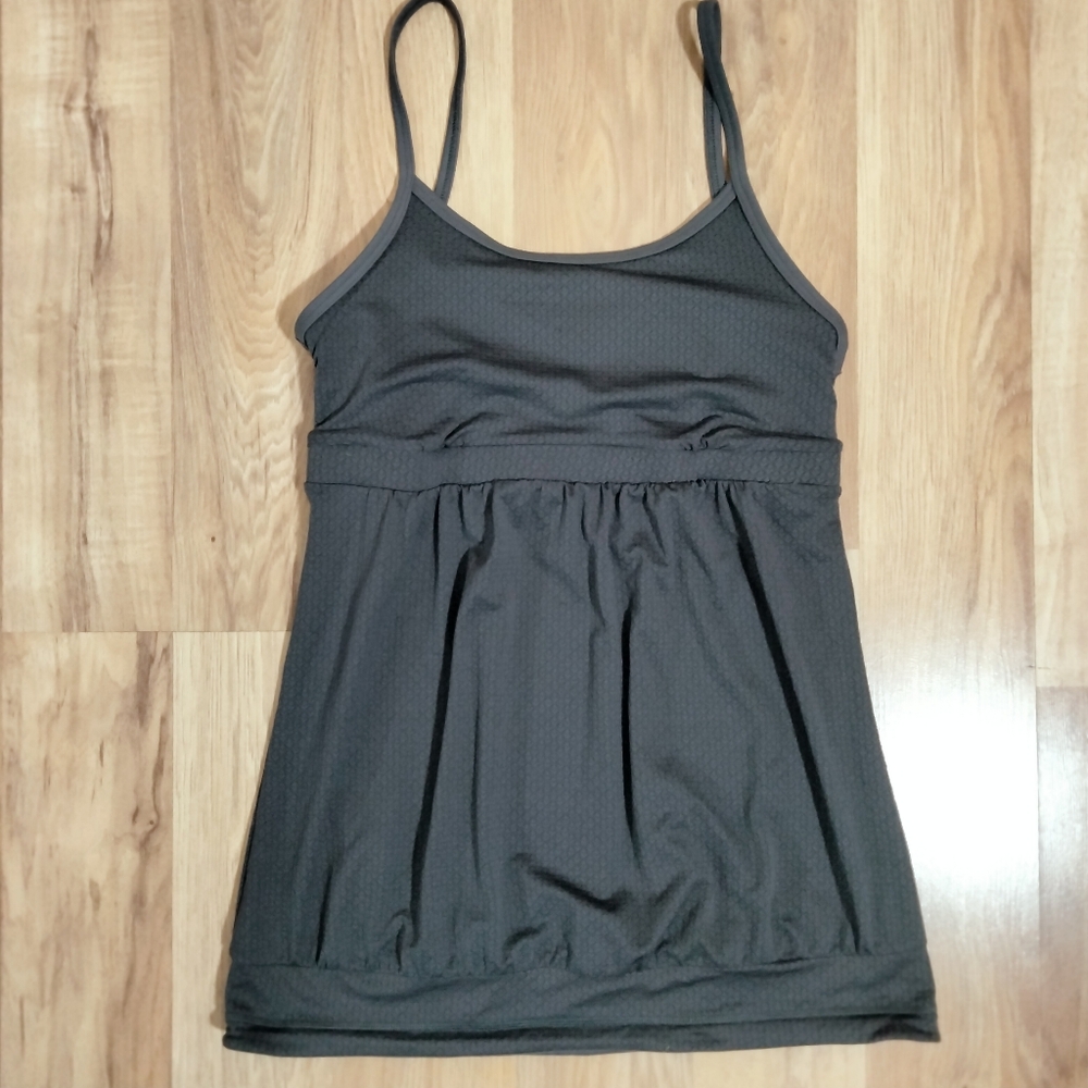 Victoria's Secret Gray Strappy Criss Cross Workout Tank Top